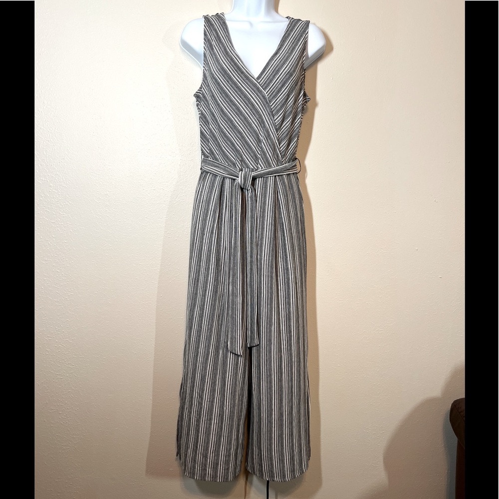 Eyeshadow black and white striped Romper size Large